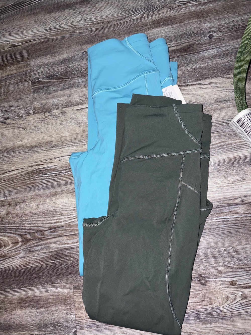 Lululemon Fast & Free Bundle Size 6 🩵💚